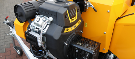 Astilladora de gasolina de alto rendimiento con chasis frenado (25 HP) LS 160 PB2 Economy (RATO)
